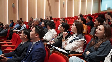 Как правильно работать с документами: в Архиве Президента прошел обучающий семинар